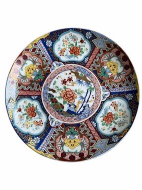 Vintage Japanese Imari Wear Porcelain Handcrafted Decorative Display Plate